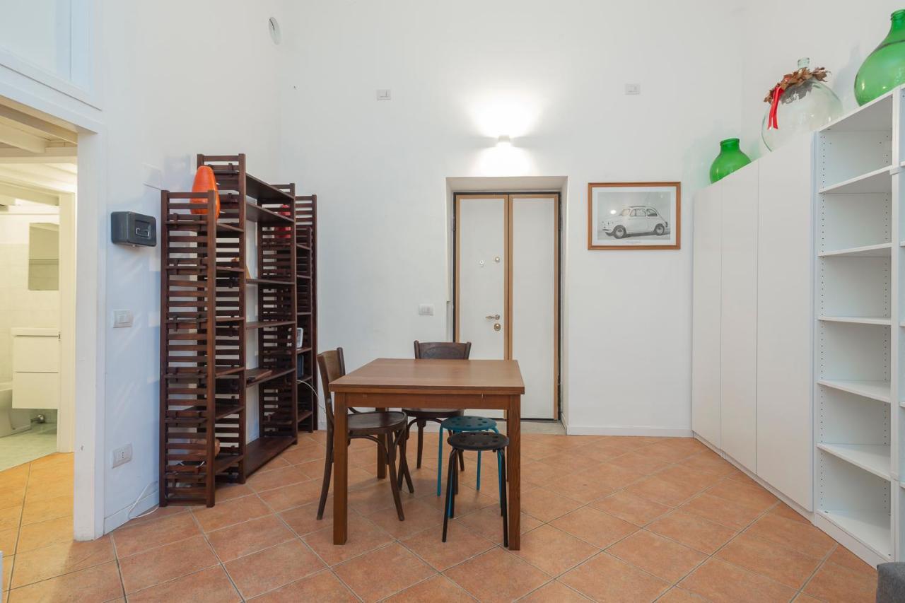 Flat In Isola De Castillia 22 Milan Exterior photo