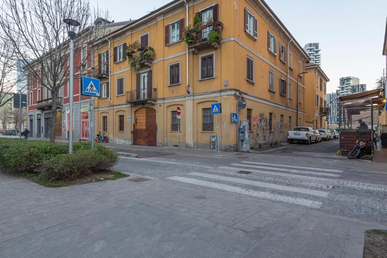 Flat In Isola De Castillia 22 Milan Exterior photo