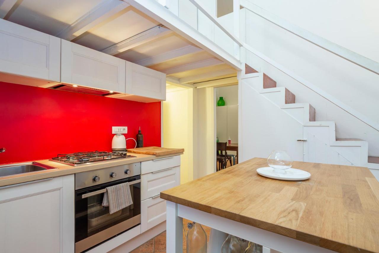 Flat In Isola De Castillia 22 Milan Exterior photo