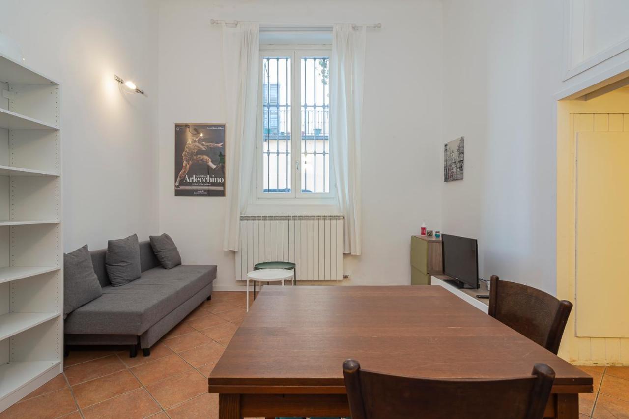 Flat In Isola De Castillia 22 Milan Exterior photo